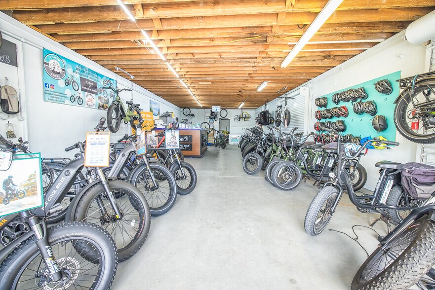 More Photos Of 12 N Pavilion Ave, Carolina Beach Storefront Retail Office For Sale