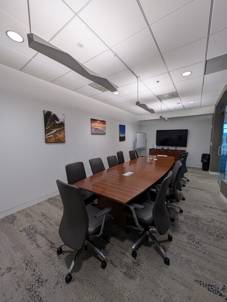 More Photos Of 1 Haywood St, Asheville Bank For Lease