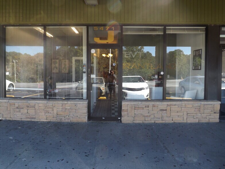 More Photos Of 5471 Memorial Dr, Stone Mountain Unknown For Lease