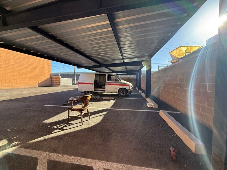 More Photos Of 112 W Maricopa Fwy, Phoenix Warehouse For Sale