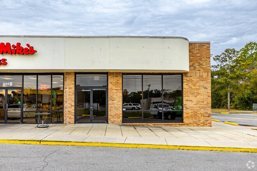 Primary Photo Of 503 N Navy Blvd, Pensacola Restaurant For Lease