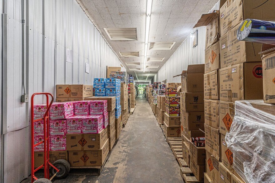 More Photos Of 625 Ocoee St, Copperhill Freestanding For Sale