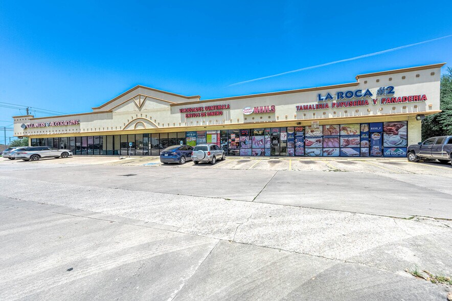 More Photos Of 8530 S Braeswood Blvd, Houston Freestanding For Lease