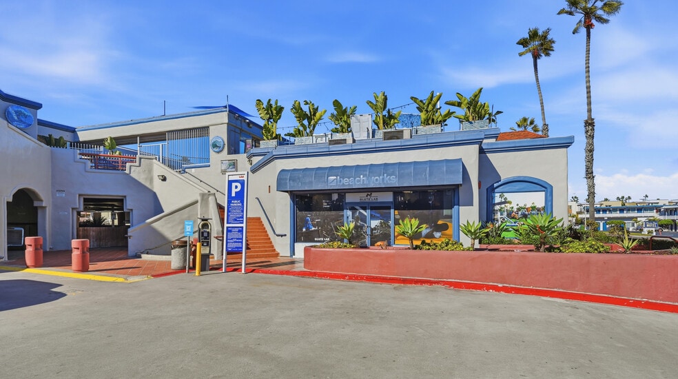 More Photos Of 4110-4190 Mission Blvd, San Diego Unknown For Lease