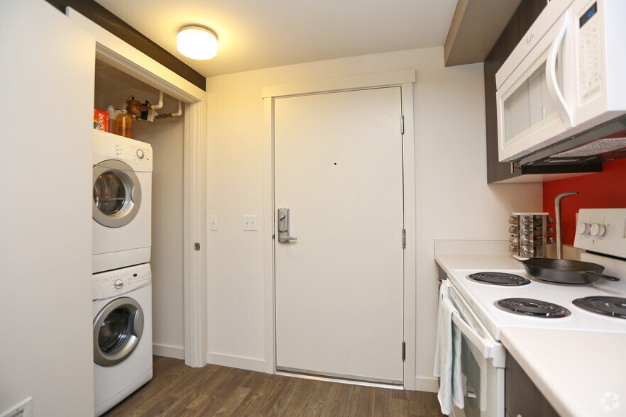 More Photos Of 4535 12th Ave NE, Seattle Apartments For Lease