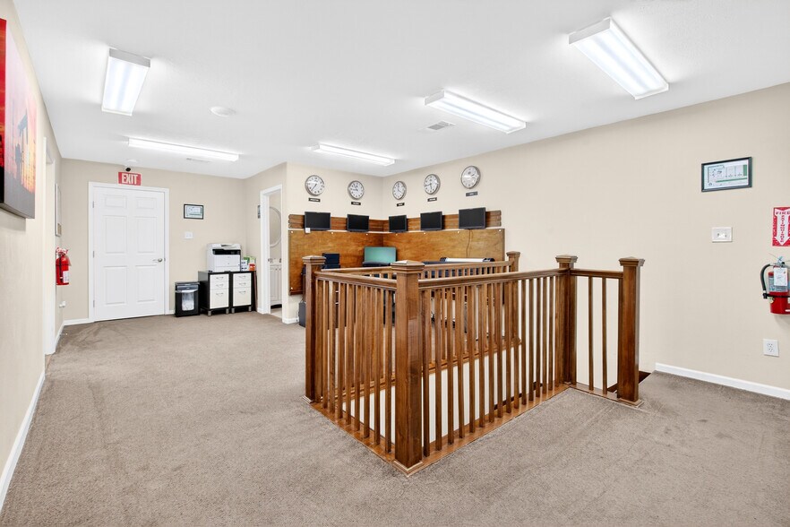 More Photos Of 8601 Fawn Trl, Conroe Warehouse For Lease