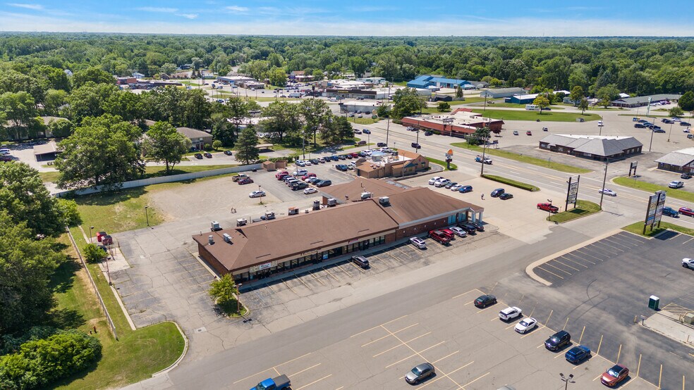 More Photos Of 3944-3954 24th Ave, Port Huron Storefront For Sale