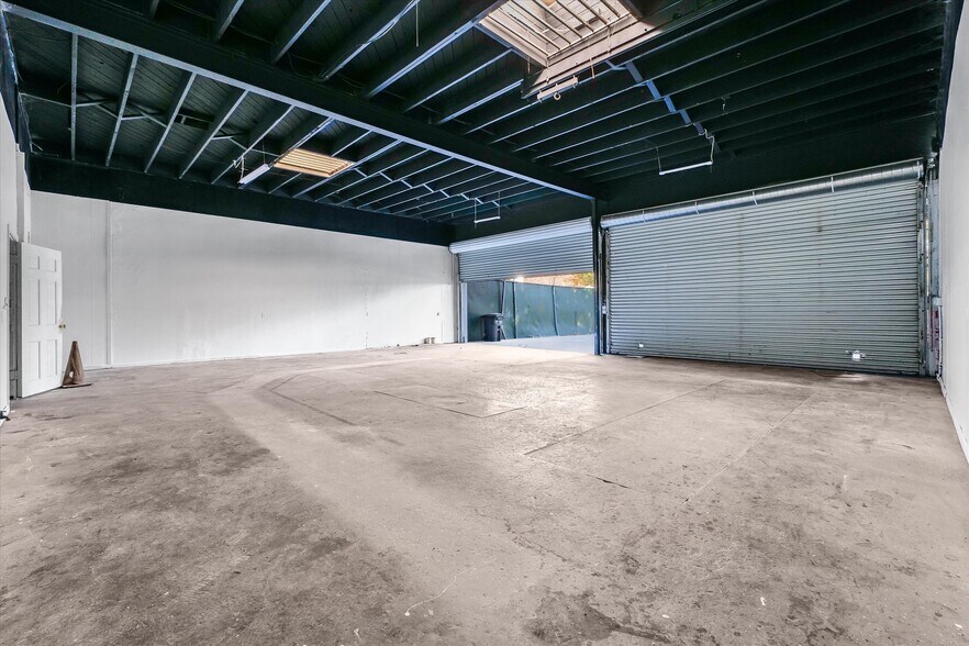 More Photos Of 2315 Fair Oaks Ave, Altadena Auto Repair For Sale