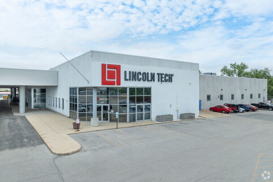 Primary Photo Of 8317 W North Ave, Melrose Park Schools For Sale