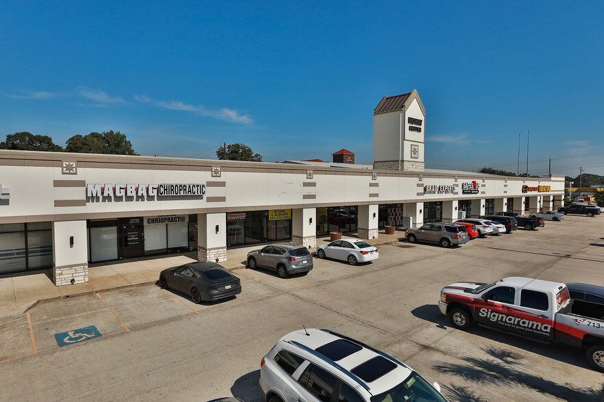 More Photos Of 12741-12761 East Fwy, Houston Unknown For Lease