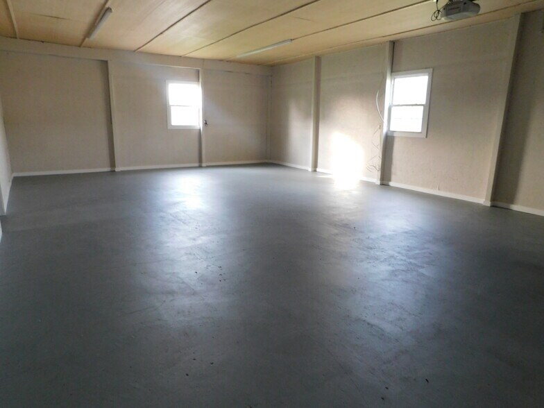 More Photos Of 1177 Route 100, Bechtelsville Specialty For Lease