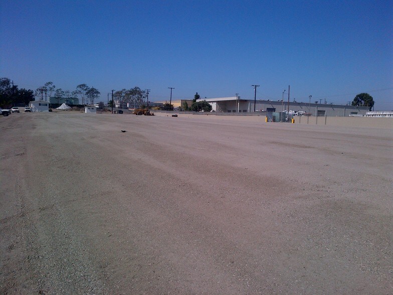 More Photos Of 1660 E 32nd St, Long Beach Land For Lease
