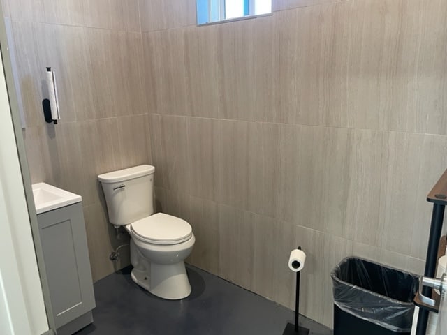 More Photos Of 3909-3917 E Anaheim St, Long Beach Storefront For Lease