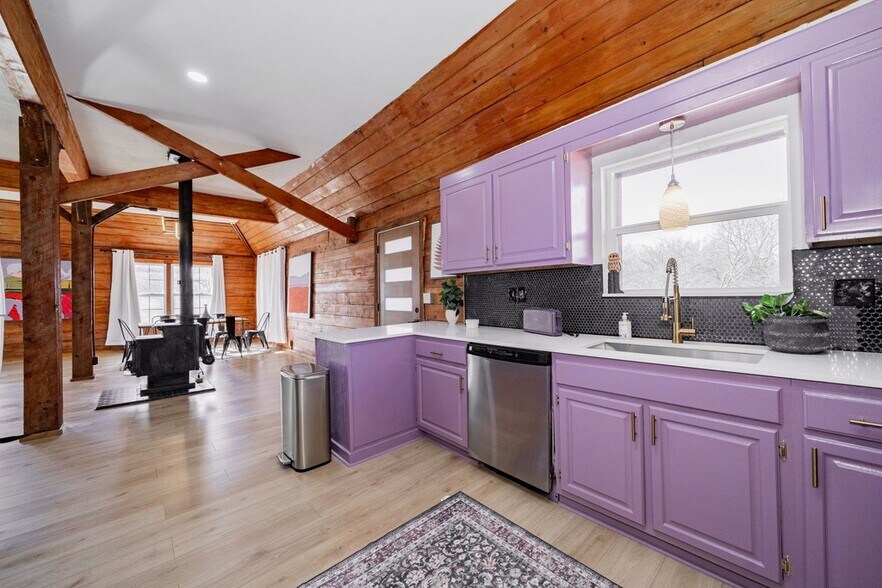 More Photos Of 691 Bear Rd, Van Alstyne Specialty For Sale