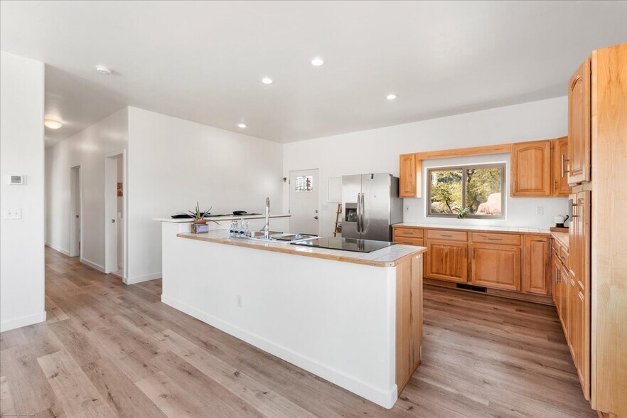 More Photos Of 4400 Granite Gardens Dr, Prescott Flex For Sale