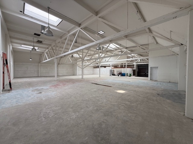 More Photos Of 1970 Carroll Ave, San Francisco Warehouse For Lease