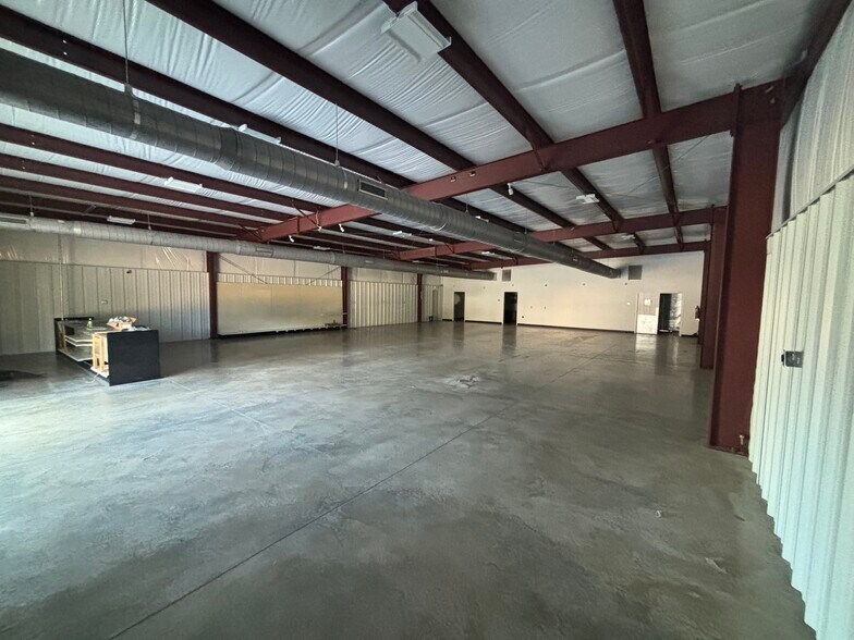 More Photos Of 711 Main St, Hornersville Freestanding For Sale