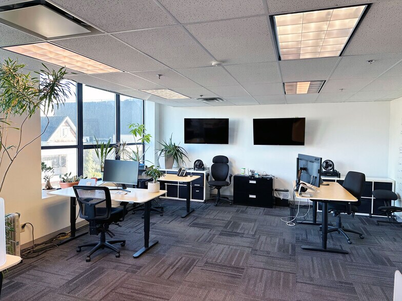 More Photos Of 118-128 W 6th Ave, Vancouver Apartments For Sale