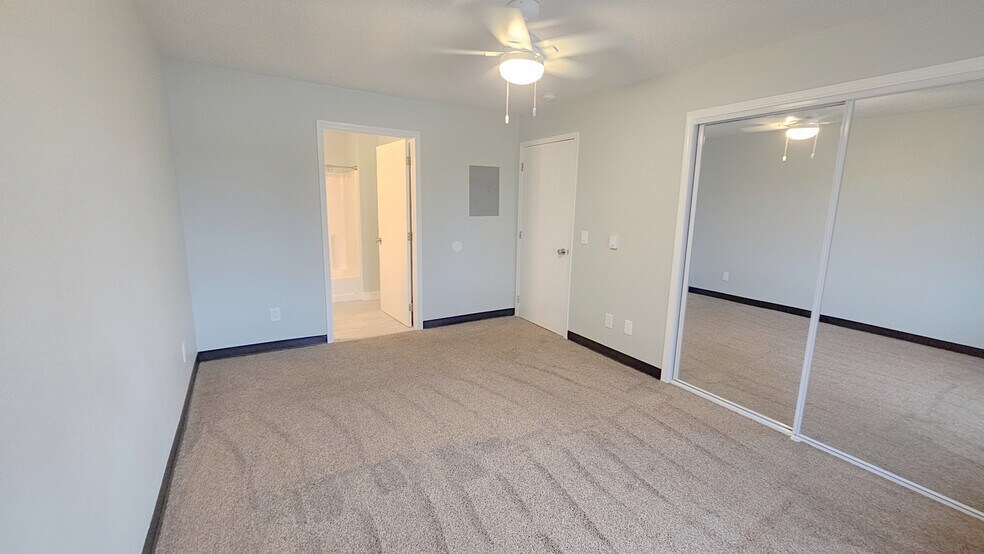 More Photos Of 3315 E 15th St, Des Moines Apartments For Sale