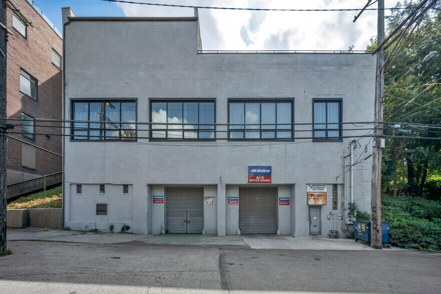 More Photos Of 3559 Bigelow Blvd, Pittsburgh Service For Sale
