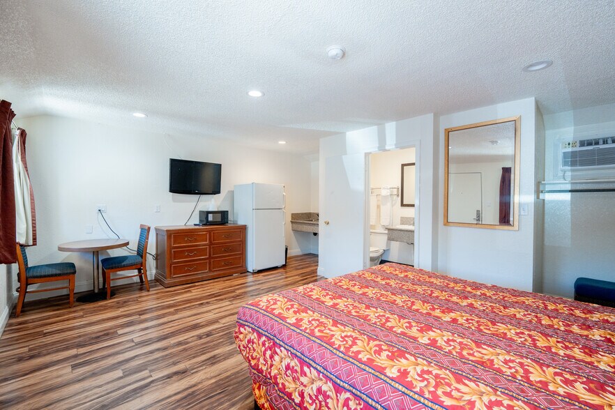 More Photos Of 9515 Folsom Blvd, Sacramento Hotel For Sale