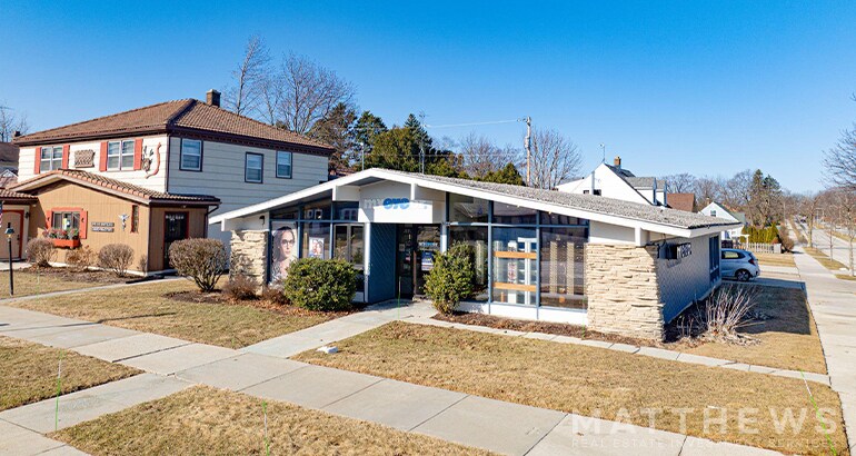 Primary Photo Of 2644 N 8th St, Sheboygan Medical For Sale