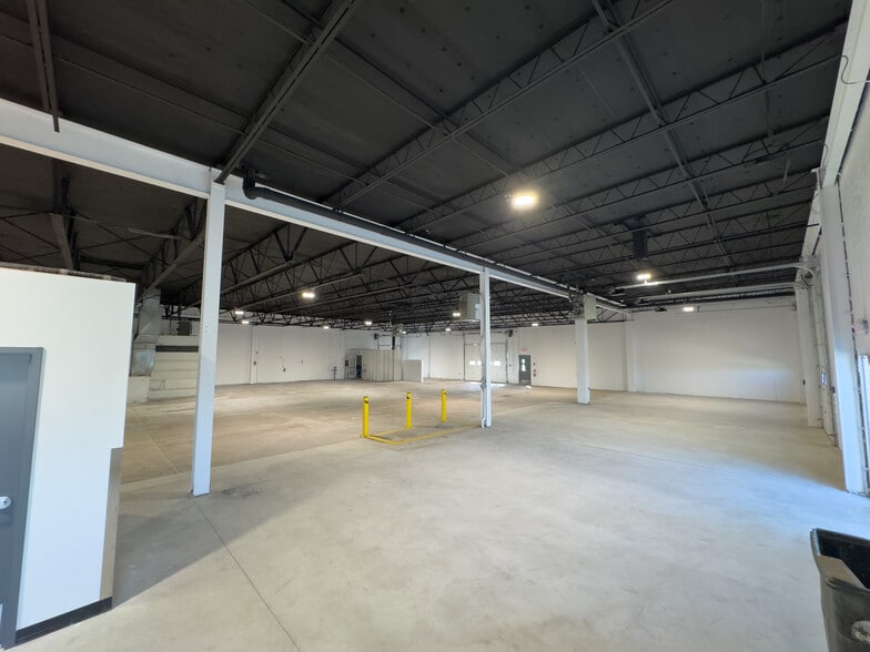 More Photos Of 6717 Essington Ave, Philadelphia Warehouse For Lease