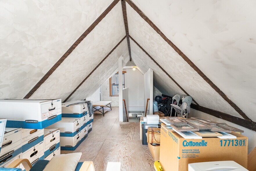 More Photos Of 293 Bedford St, Whitman Office For Sale