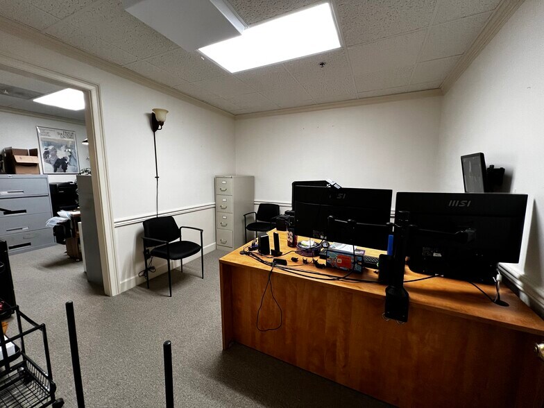 More Photos Of 1820 The Exchange SE, Atlanta Office For Sale