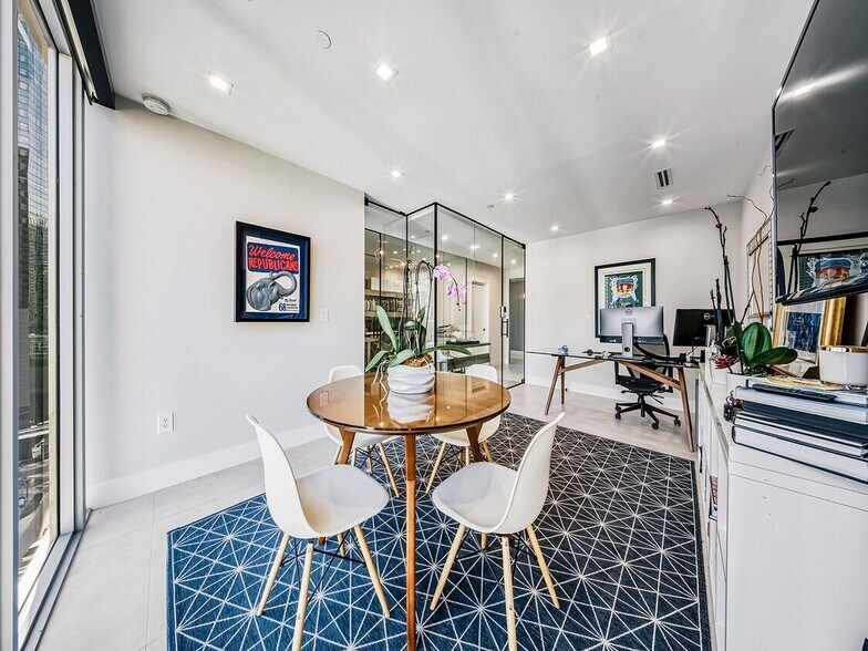 More Photos Of 150 SE 2nd Ave, Miami Office Residential For Sale