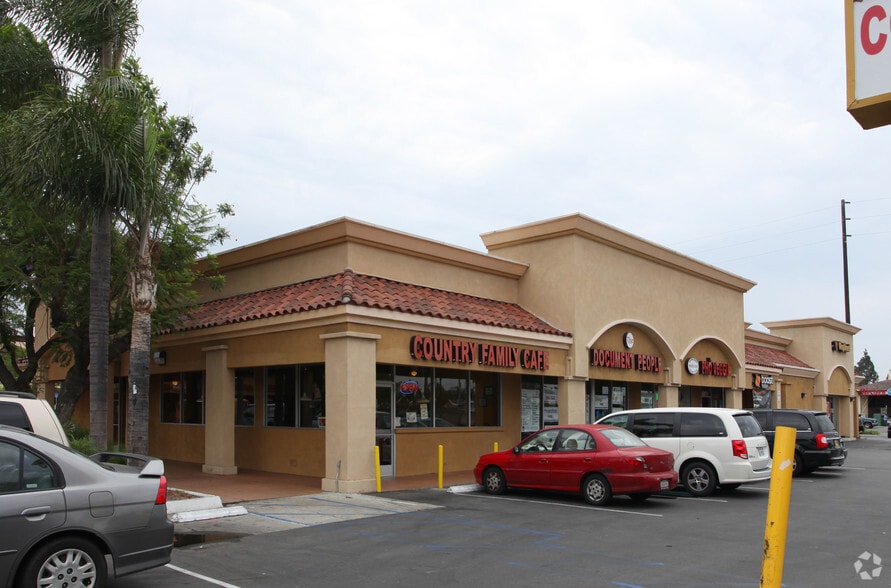 More Photos Of 1736-1742 S Euclid St, Anaheim Freestanding For Lease