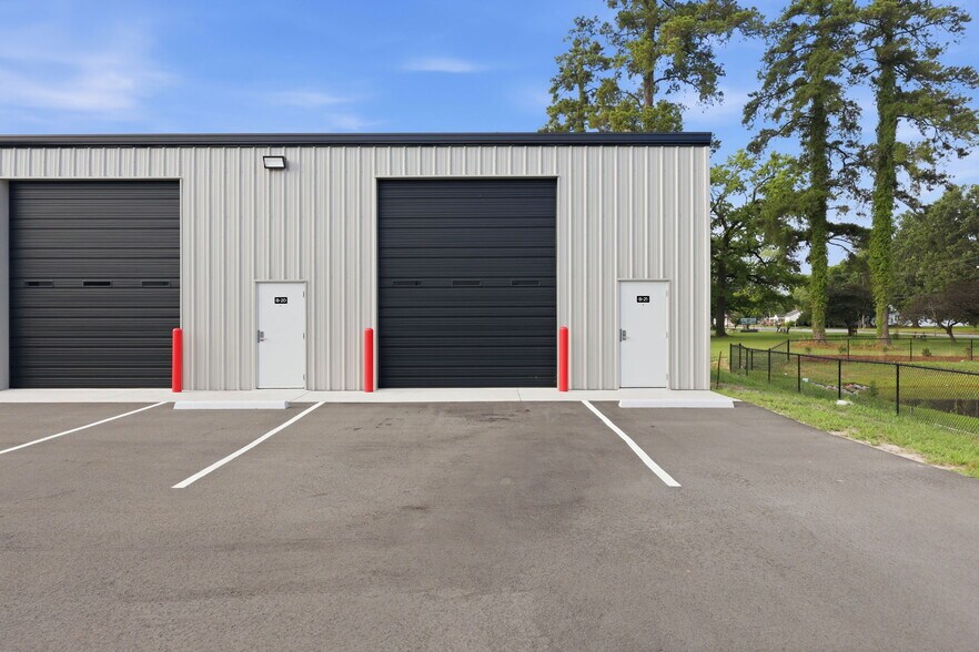 More Photos Of 3945 Lee St, Ayden Light Distribution For Lease
