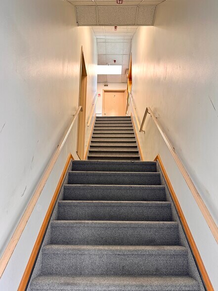 More Photos Of 2605-2609 S Broad St, Hamilton Storefront Retail Office For Sale