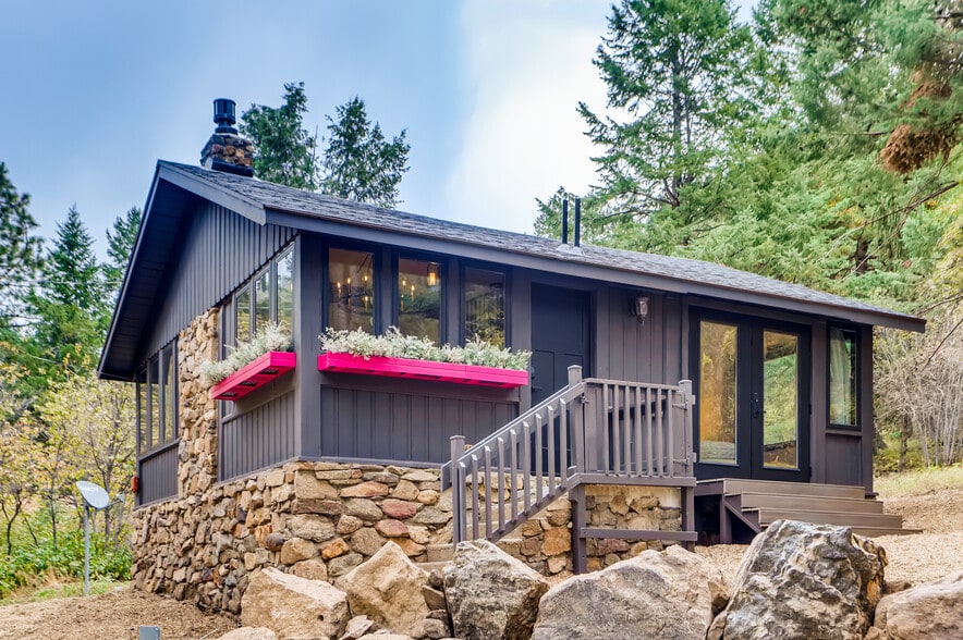 More Photos Of 3303 Chicago Creek Rd, Idaho Springs Hotel For Sale