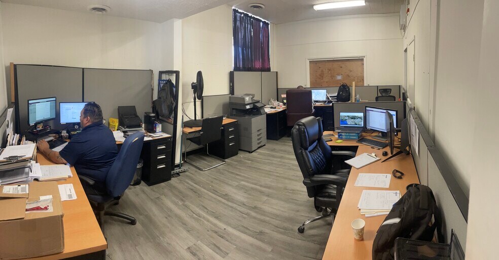 More Photos Of 10338 Rush St, South El Monte Warehouse For Lease