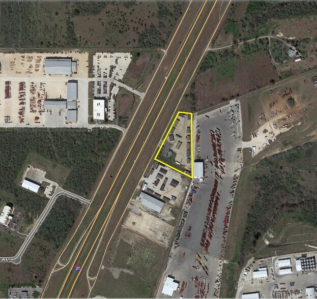 Primary Photo Of 19910 S IH-37, Elmendorf Land For Lease