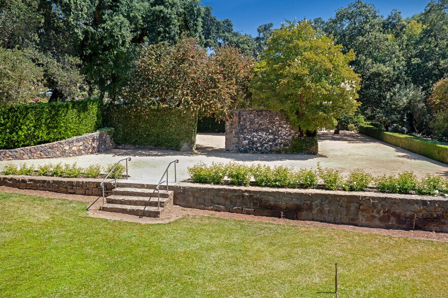 More Photos Of 125 Cristo Ln, Santa Rosa Specialty For Sale