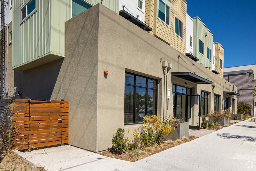 Primary Photo Of 2301 Market St, Oakland Storefront Retail Office For Sale