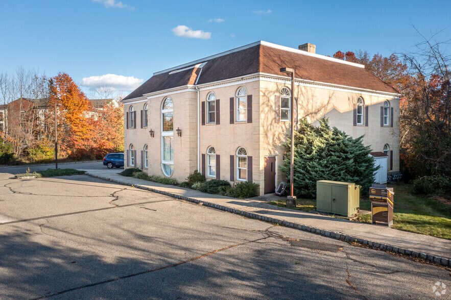 More Photos Of 953 US Highway 202 N, Branchburg Office For Lease