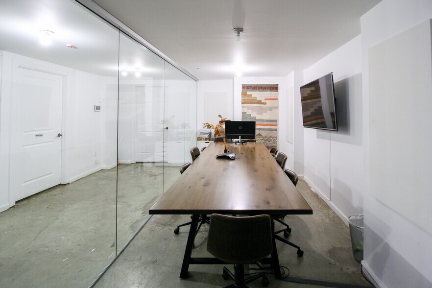 More Photos Of 137 Grand St, Brooklyn Storefront Retail Residential For Sale