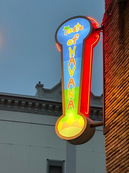 More Photos Of 819 West Ave, Lenoir Restaurant For Sale