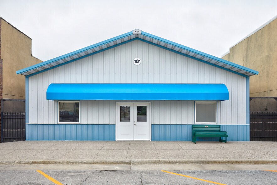 Primary Photo Of 110 NE 2nd St, Stuart Flex For Sale