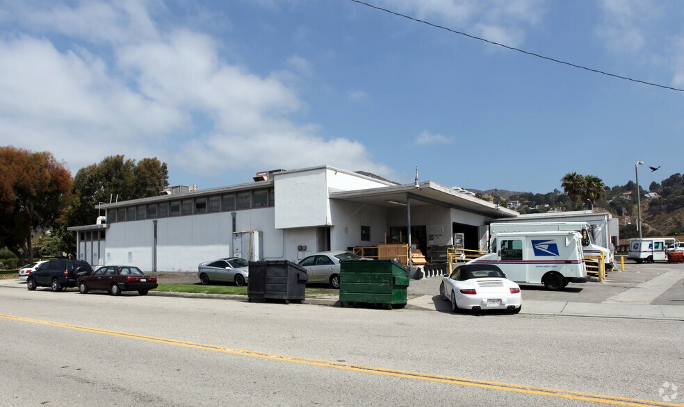 More Photos Of 23765 Malibu Rd, Malibu Unknown For Lease