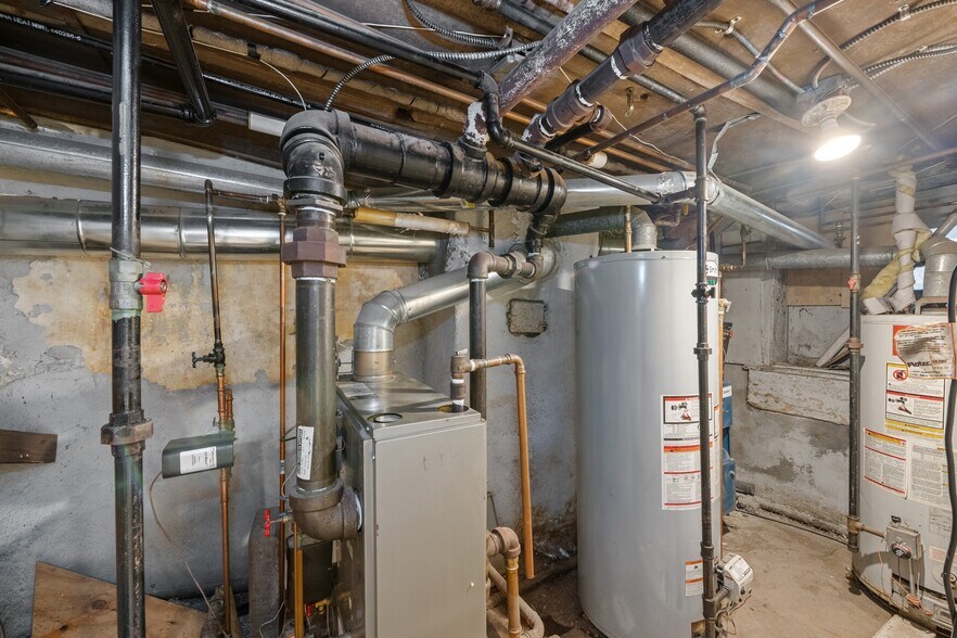 More Photos Of 155 W 9th St, Brooklyn Multifamily For Sale