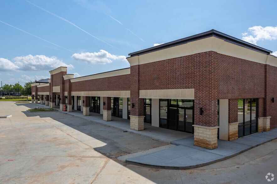 More Photos Of 5422 Riverstone Blvd, Missouri City Unknown For Lease