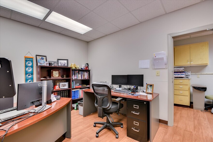 More Photos Of 191 Center South Blvd, Aiken Medical For Sale