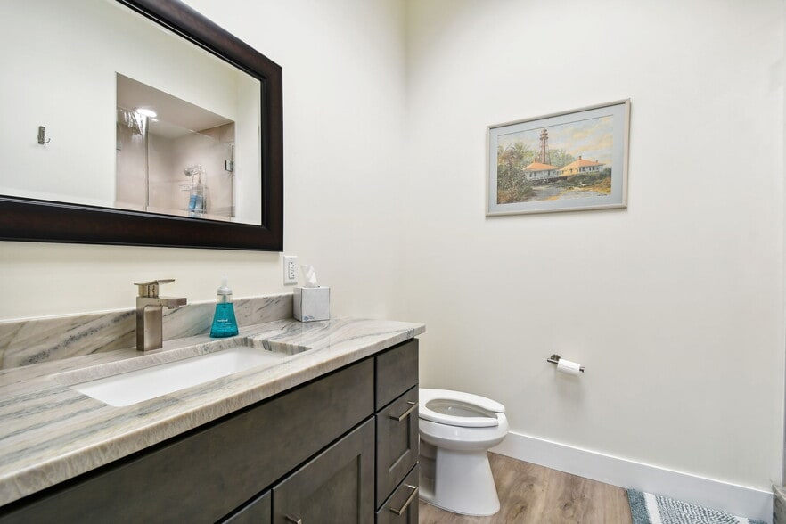 More Photos Of 8258 118th Ave N, Largo Medical For Sale