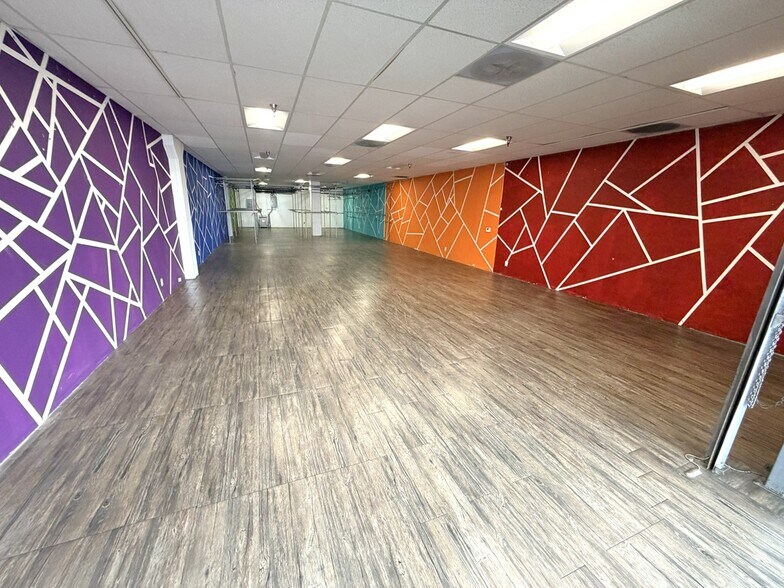 Primary Photo Of 1100 Wall St, Los Angeles General Retail For Lease