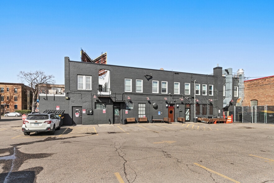 More Photos Of 664 Grand Ave, Saint Paul Storefront Retail Residential For Lease