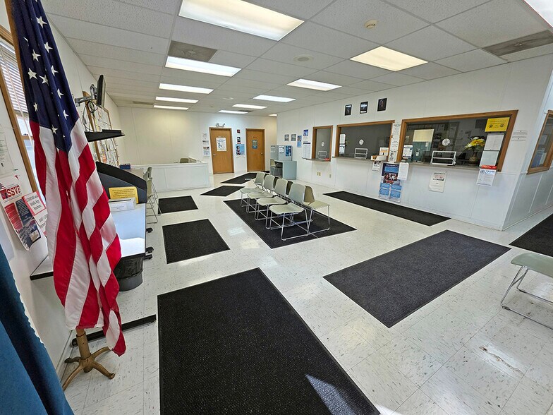 More Photos Of 100 Prushnok Dr, Punxsutawney Office For Sale